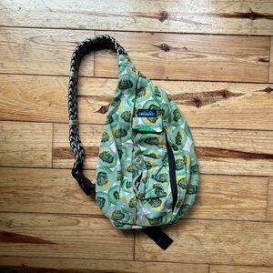 Kavu Green and Black Kiwi Crossbody Rope Bag
